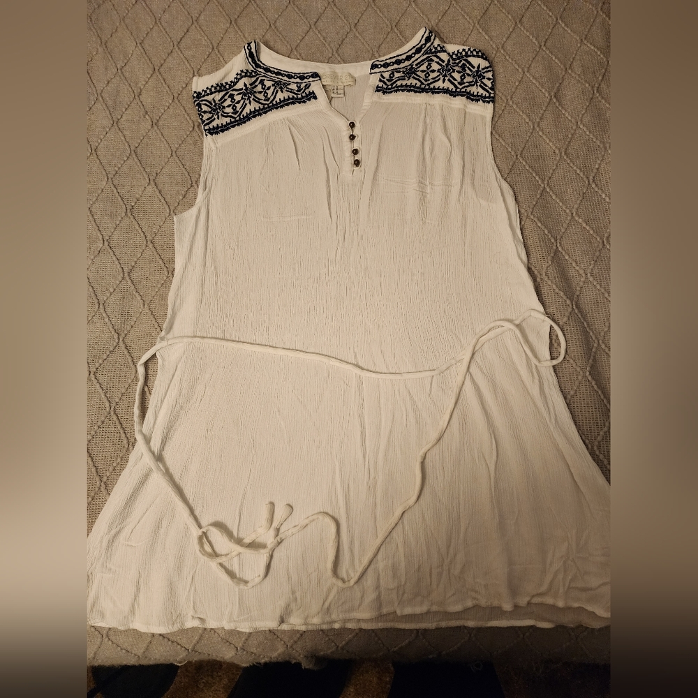 NWOT Forever 21 Women's Top Size XL?